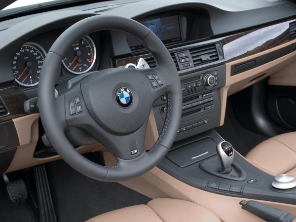 BMW M3 фото
